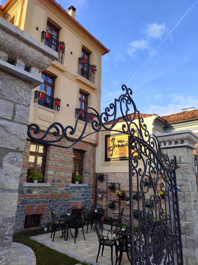Vila Sonnet Hotel Korce Exterior foto